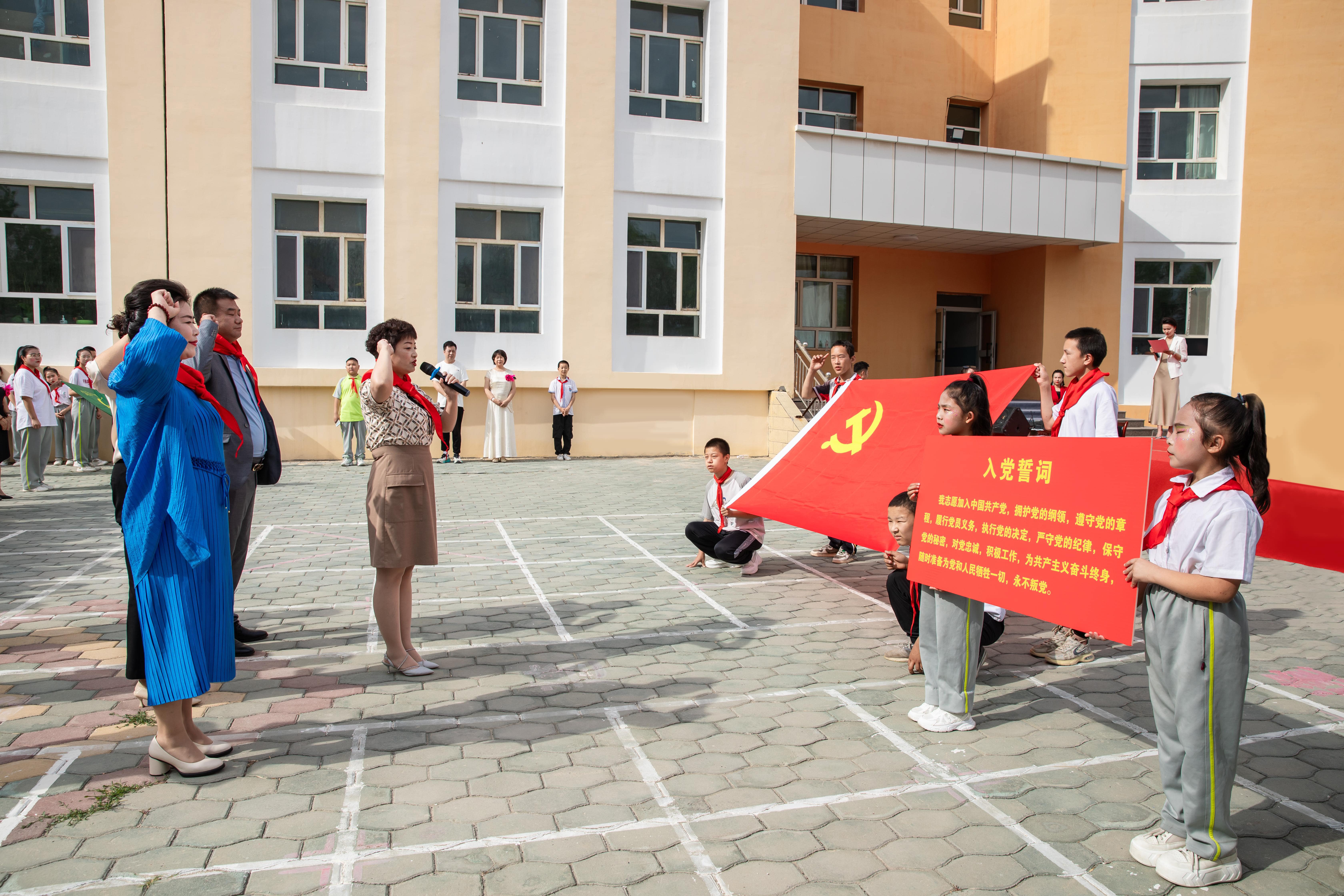 第251所 新疆昌吉州玛纳斯县北五岔镇九游在线-九游在线（中国）
王俊英学校