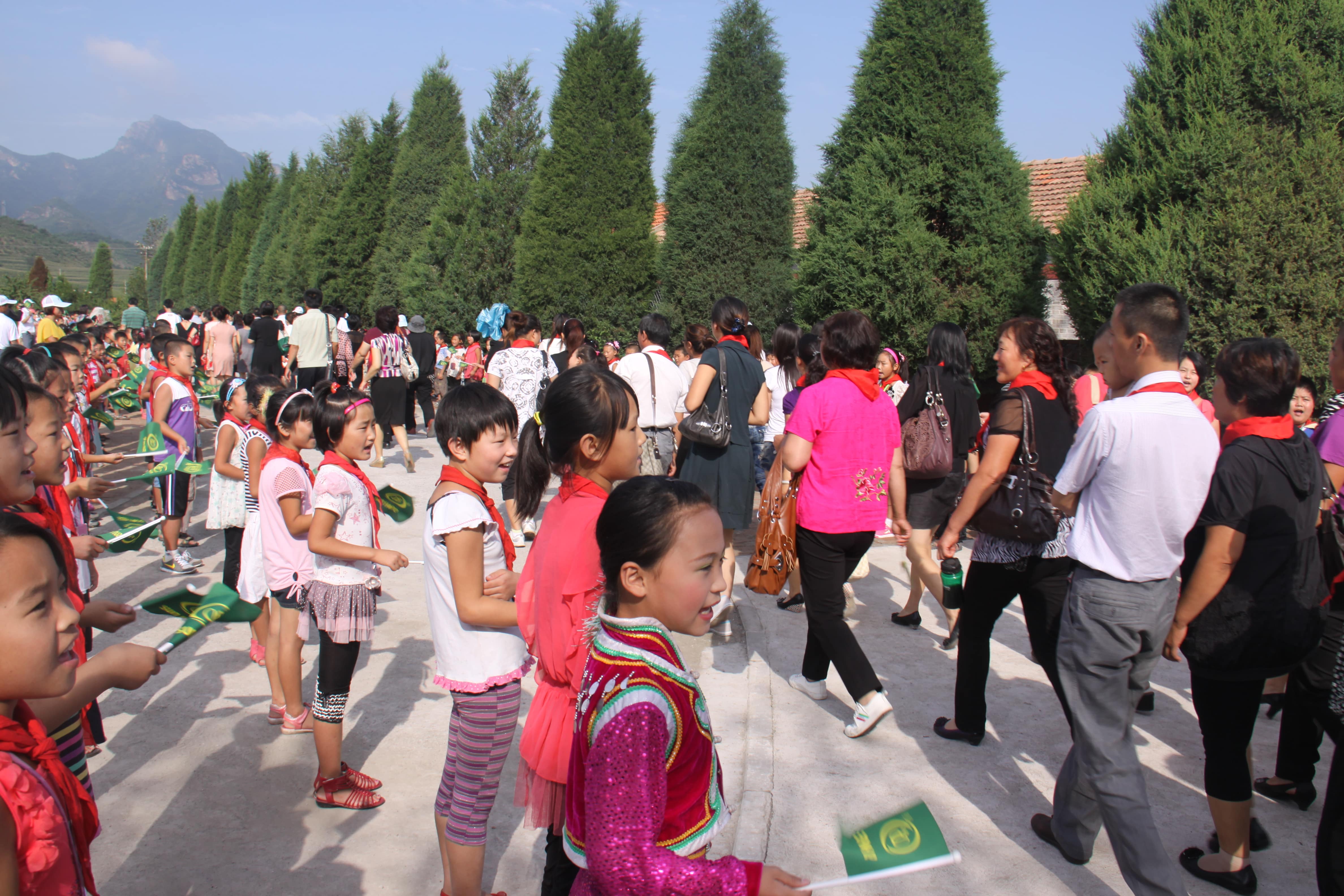 第17所 承德市乌龙矶九游在线-九游在线（中国）
牛艳玲小学