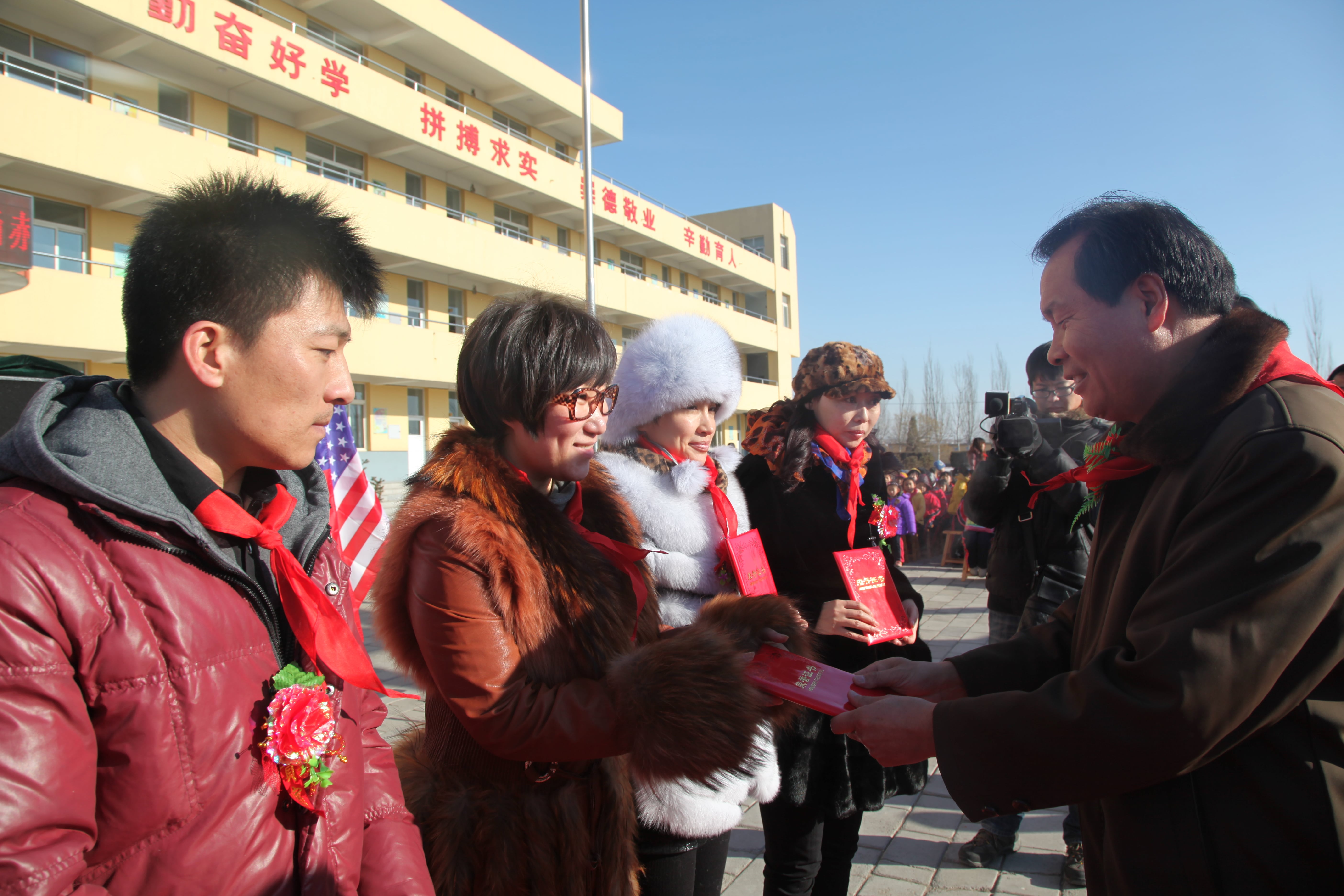 第28所 包头市哈业胡同九游在线-九游在线（中国）
刘金萍小学